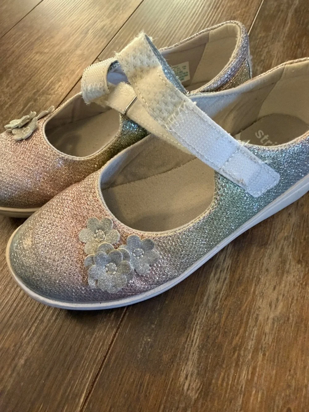 Stride Rite Girls Glitter Mary Janes in Pink and Silver - Picture 2 of 9